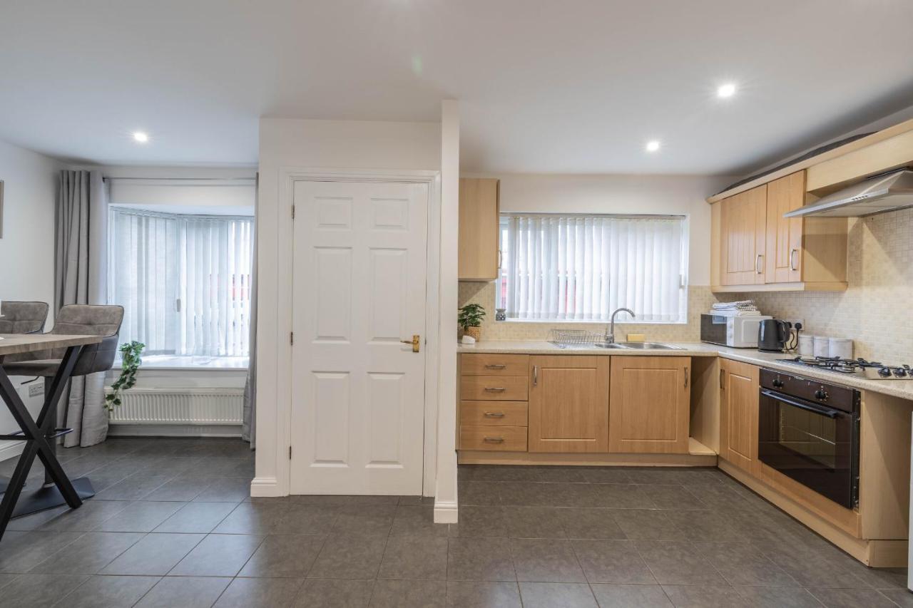 Villa Contractors/Large Groups - House à Birmingham Extérieur photo